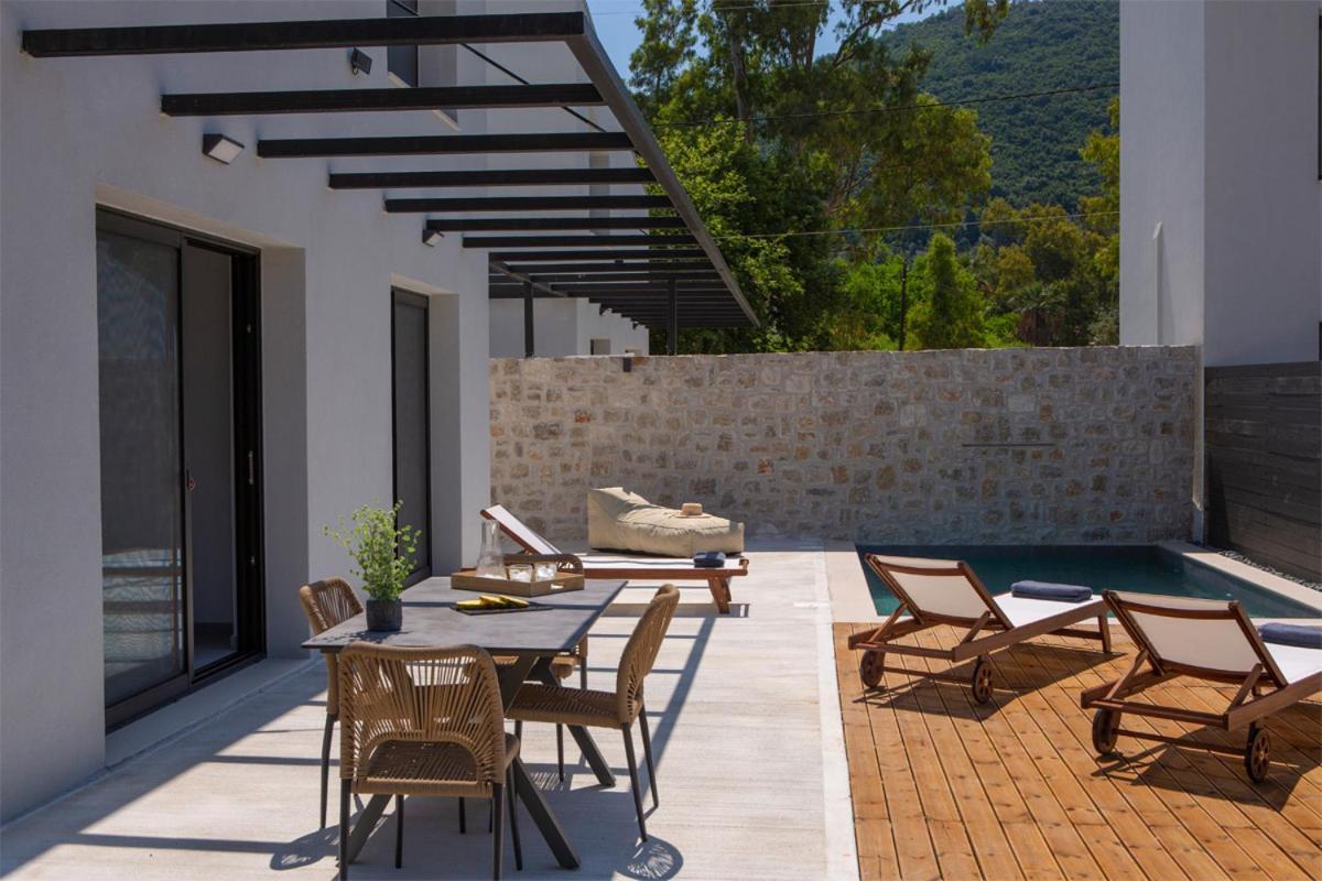 Seascape Villas Vassiliki - Beachfront Villas Eksteriør billede