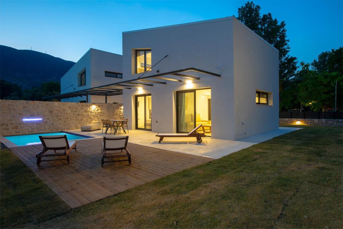 Seascape Villas Vassiliki - Beachfront Villas Eksteriør billede